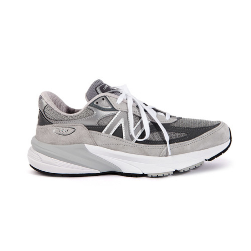 Sneakers 990 V6