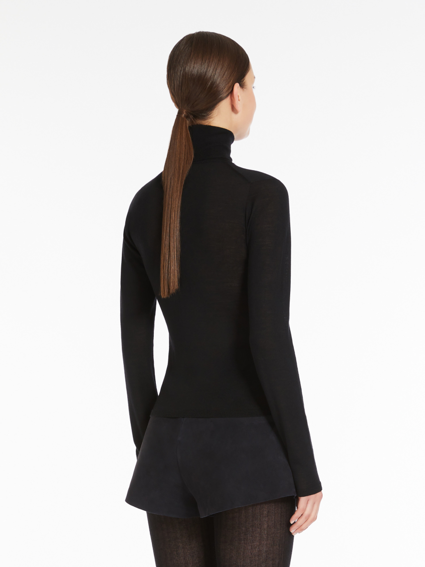 Black High-neck Sweater