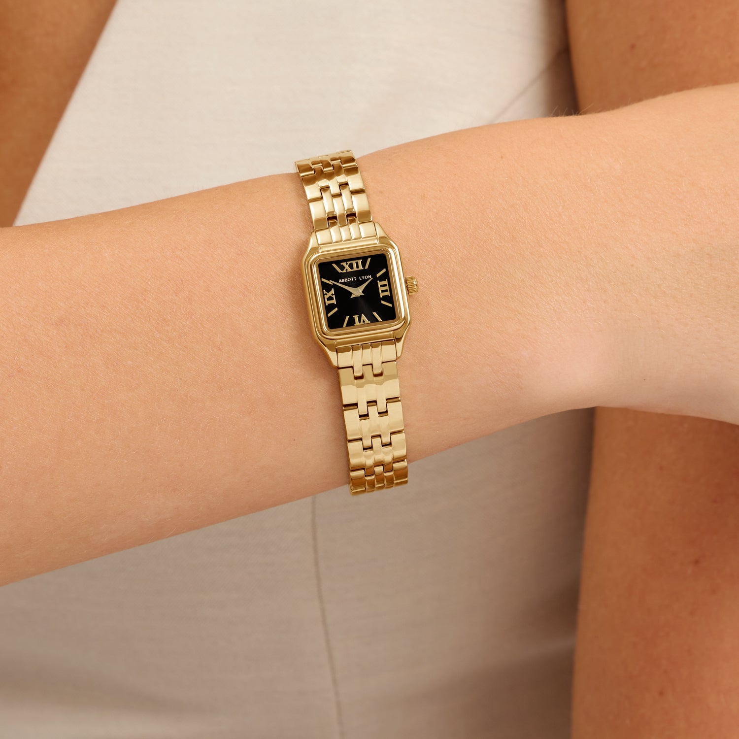 Essence 19mm Black Watch (Gold)