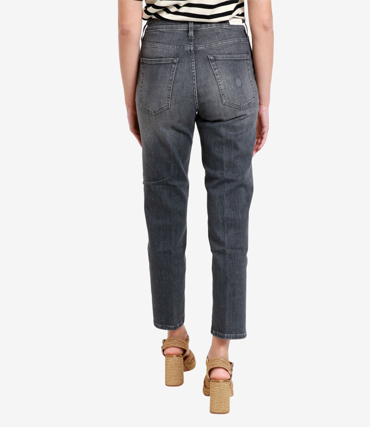 Ziehen Sie die Fuller Jeans an