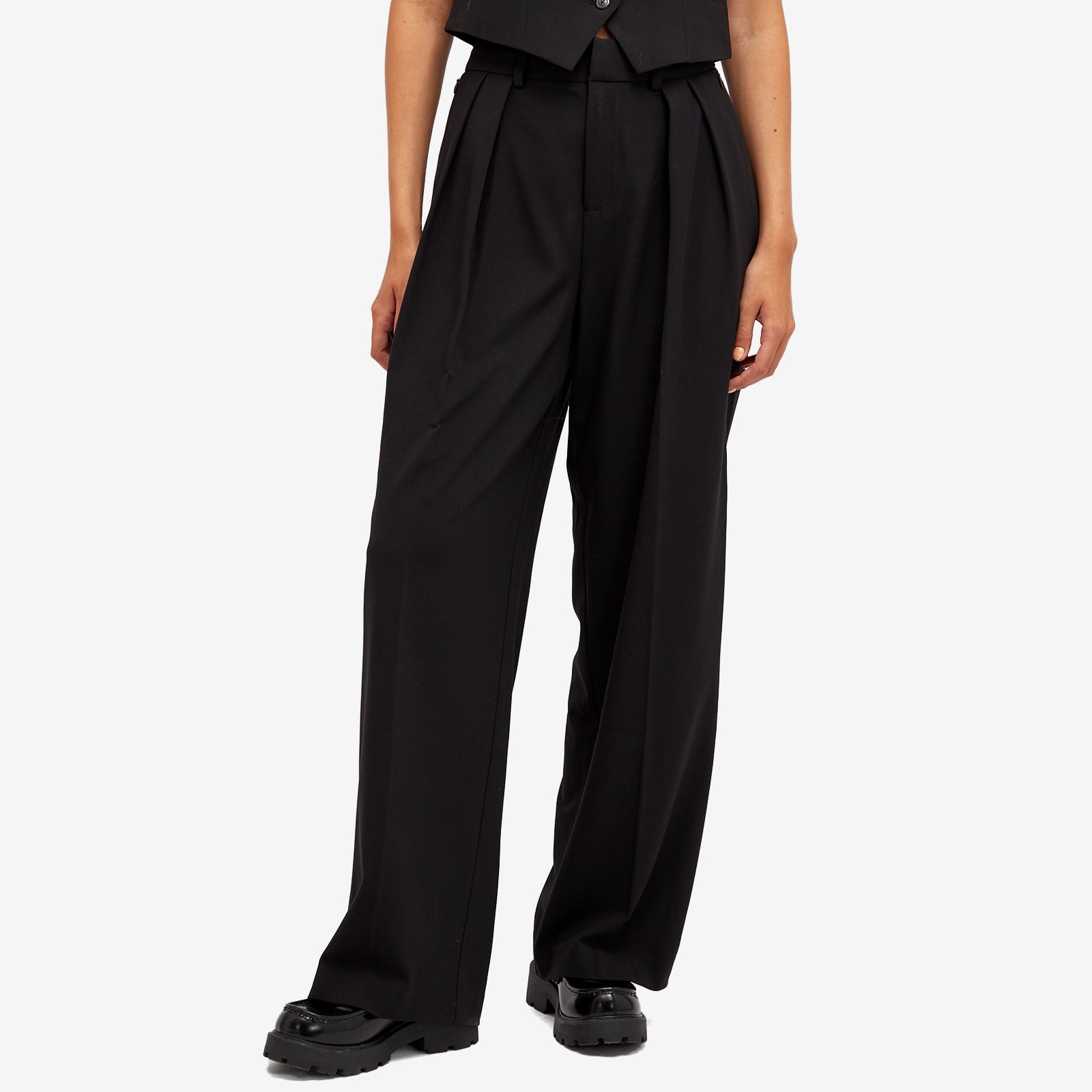 Women's Suiting Good 90S Pleated Trouser in Black