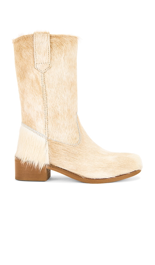 Dico Copenhagen Julia Fur Gaucho Boot in Beige. - 38 also