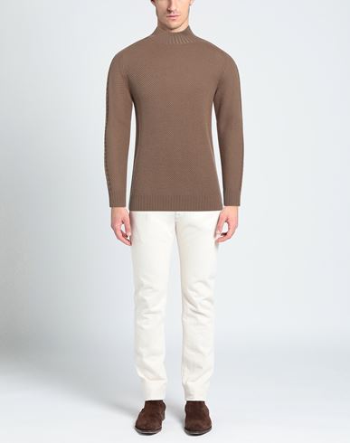 Man Turtleneck Camel
