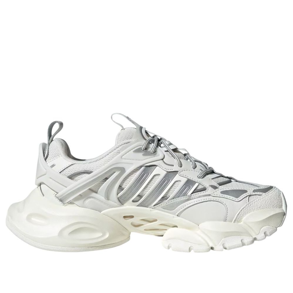 XLG Runner Deluxe 'Core White Silver Metallic'