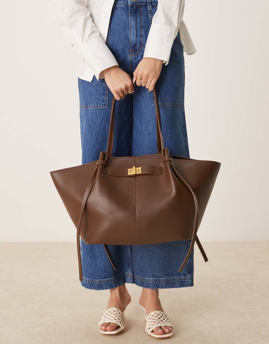 Faux leather medium tote bag with strap and clutch detail in dark brown