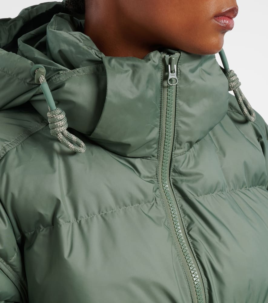 Hooded puffer coat