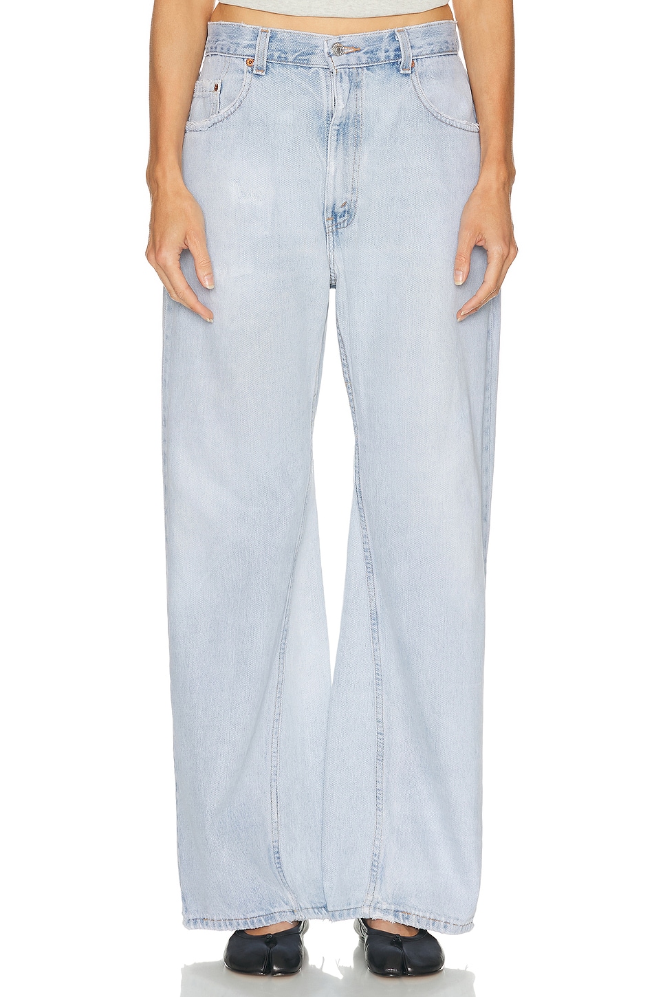 Aligrace Vintage Wide Leg Jeans in Light Medium - Blue. 27 also in