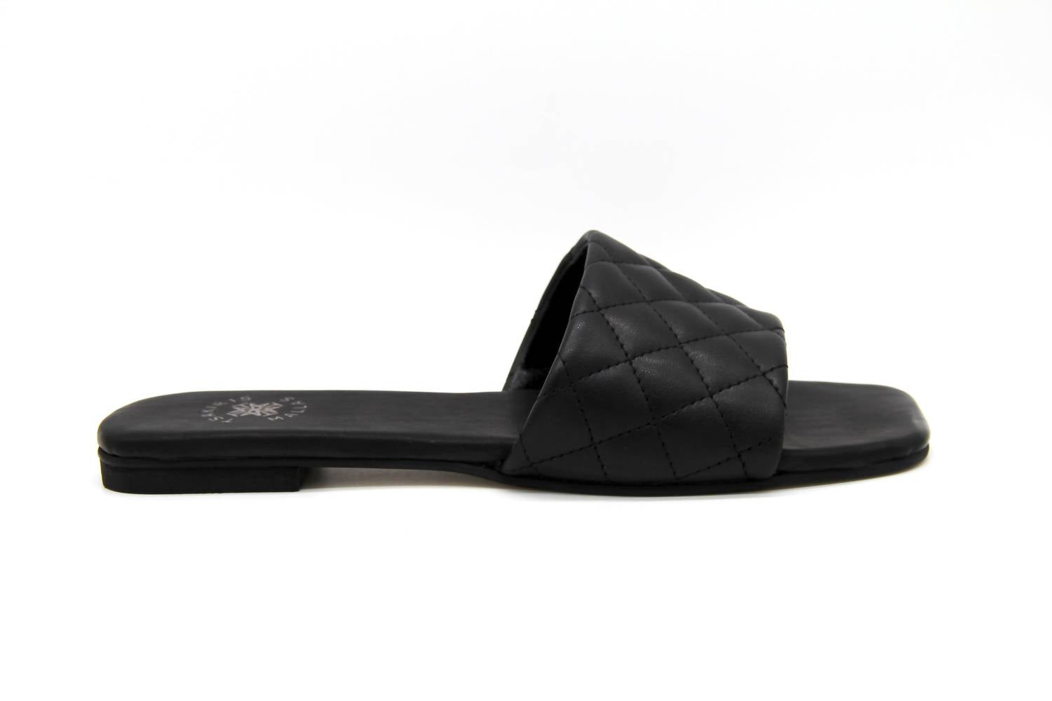 Women's Maggiore Flat Sandal In Black