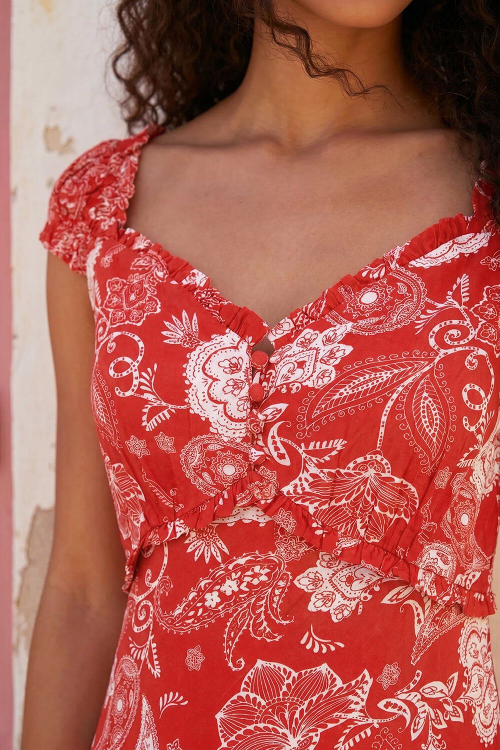 Roman Petite Paisley Midi Dress In Red