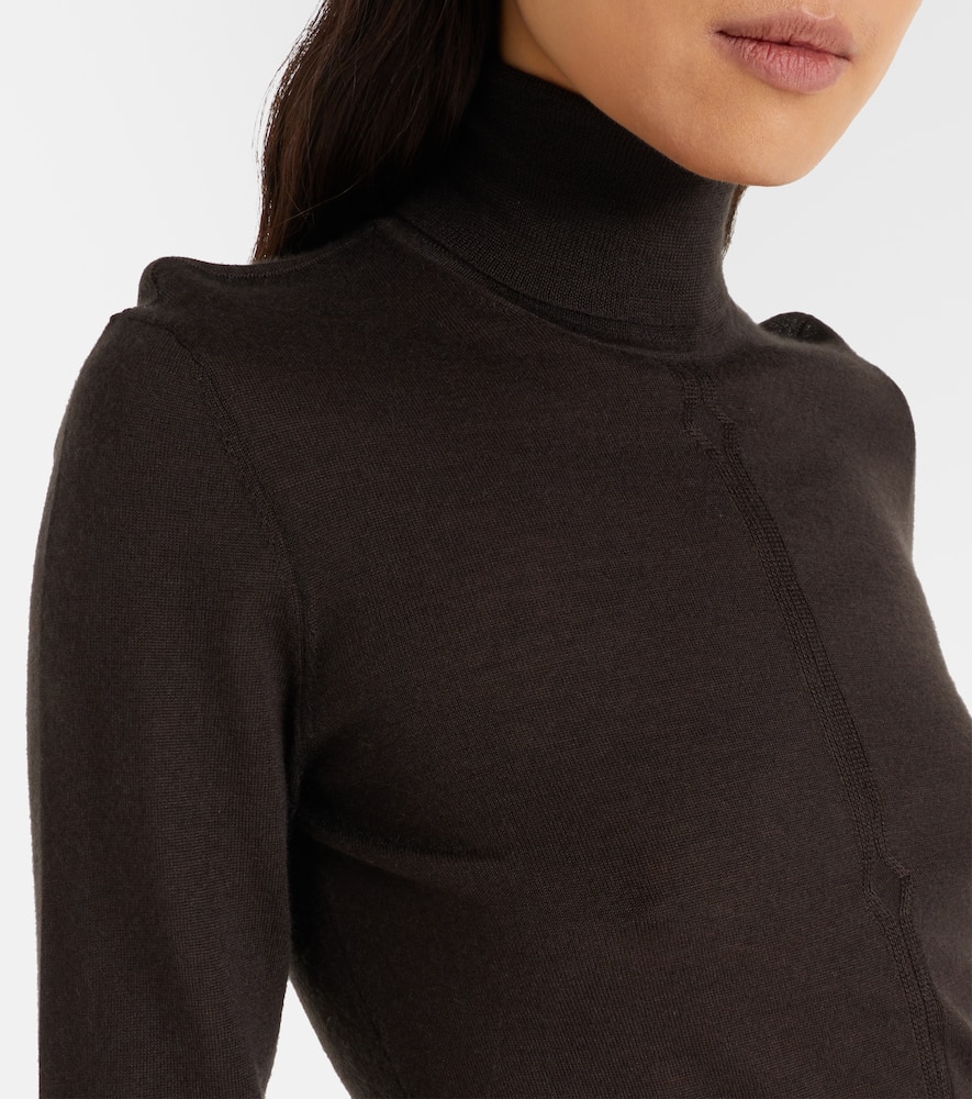Steinem cashmere-blend turtleneck sweater
