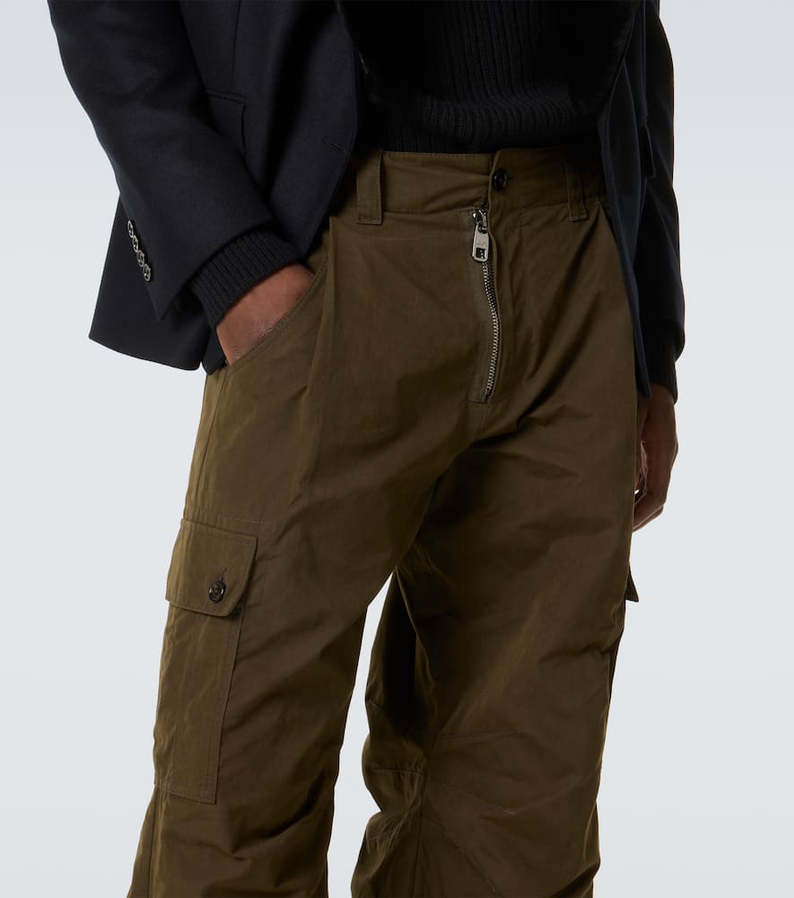 Zip-up cargo pants