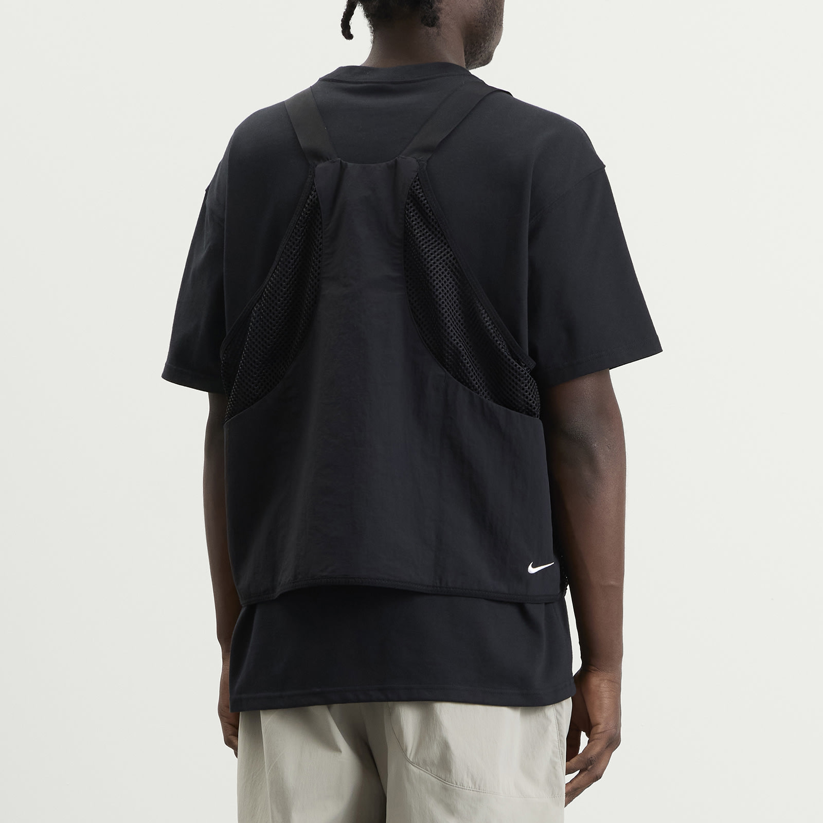 Men's ACG Dolomite Vest in Black/Summit White
