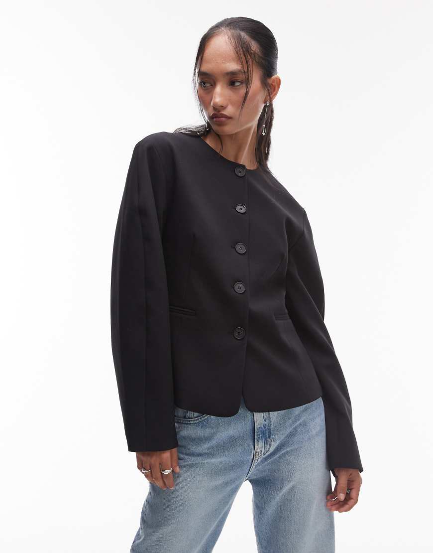 Ovoid sleeve blazer top in black