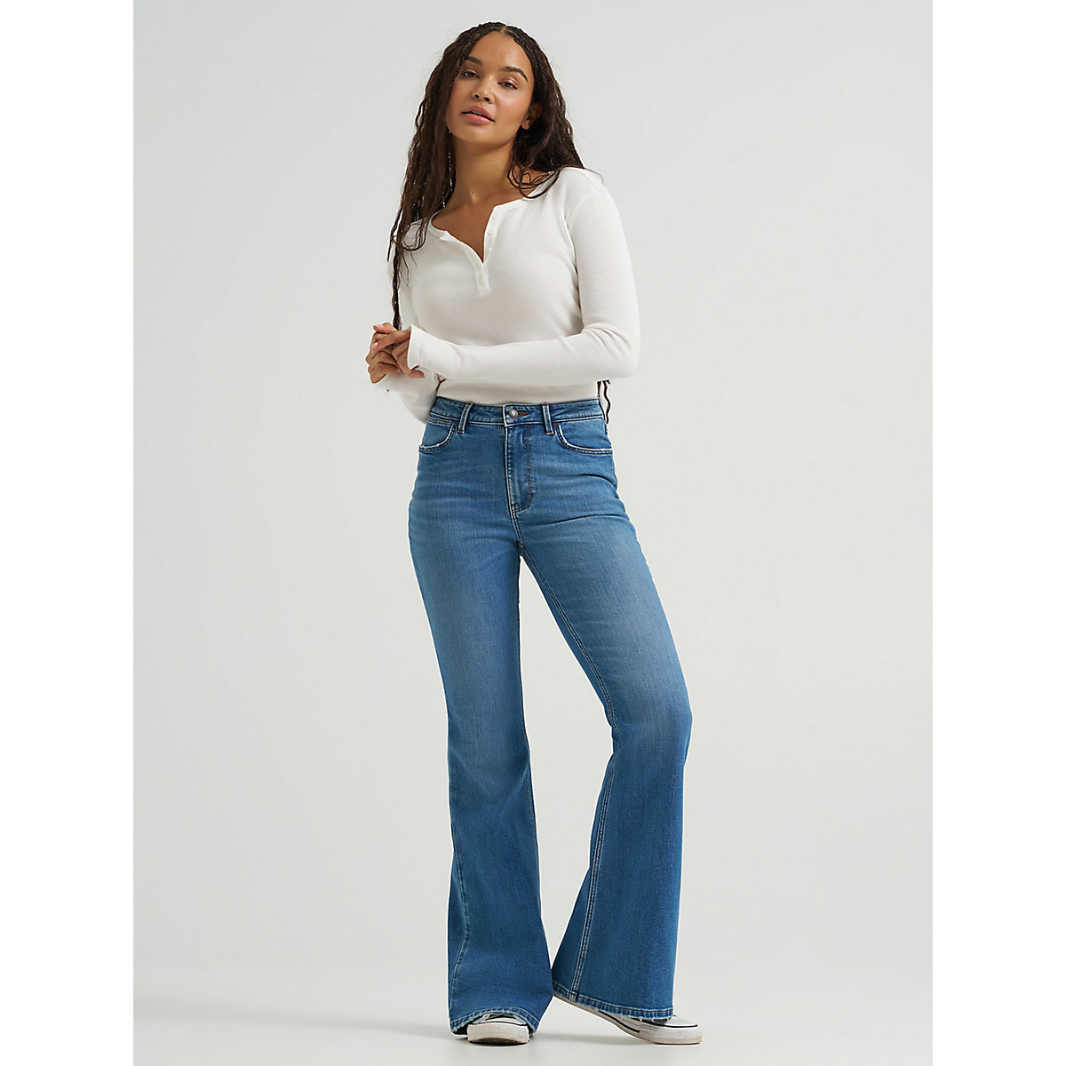 Women's Fierce Flare Embroidered Jean in Ellis