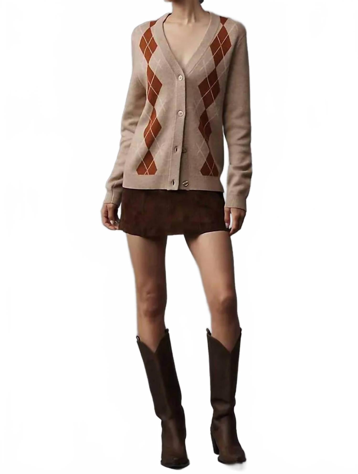 Deane V-Neck Cardigan In Camel