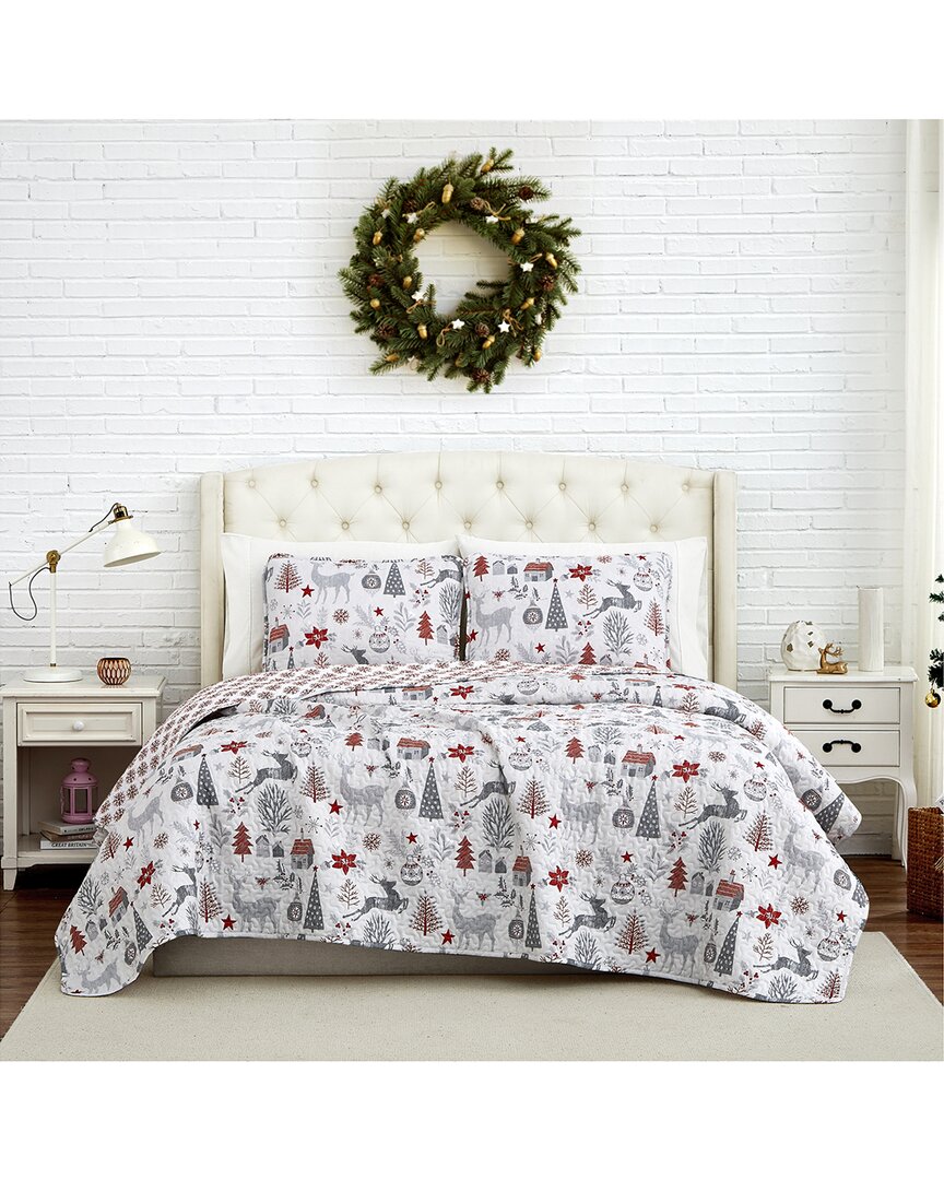 Holly Jolly Lane Oversized Reversible Quilt Set