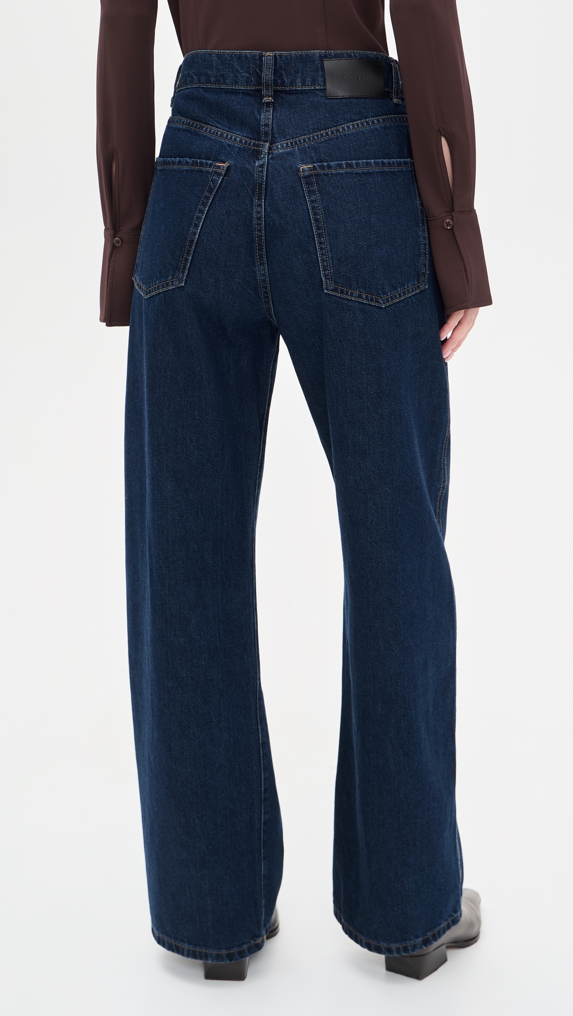 Taylor Relaxed Barrel High Rise Jeans Lake House