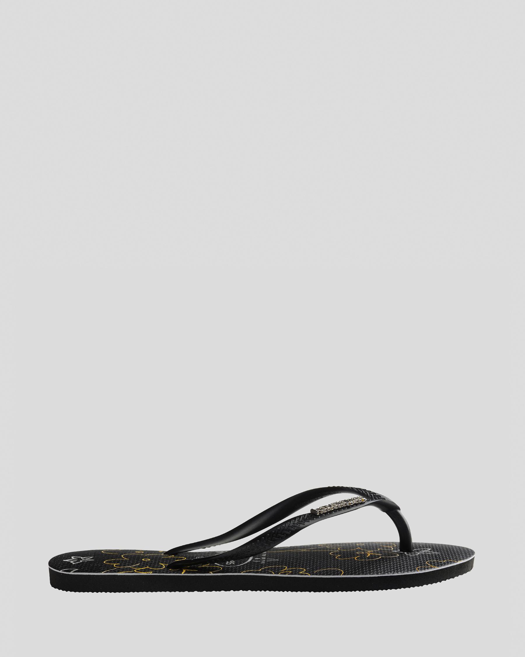 Women's Slim Metal Logo Thongs Shoes in Black