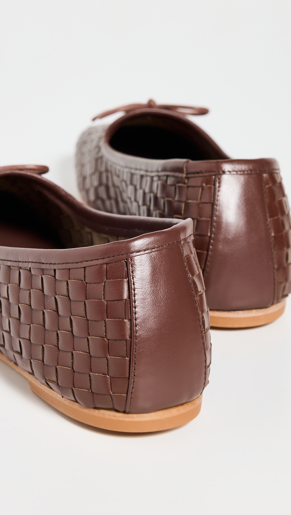 Jada Flats Umber Closed Woven Calf