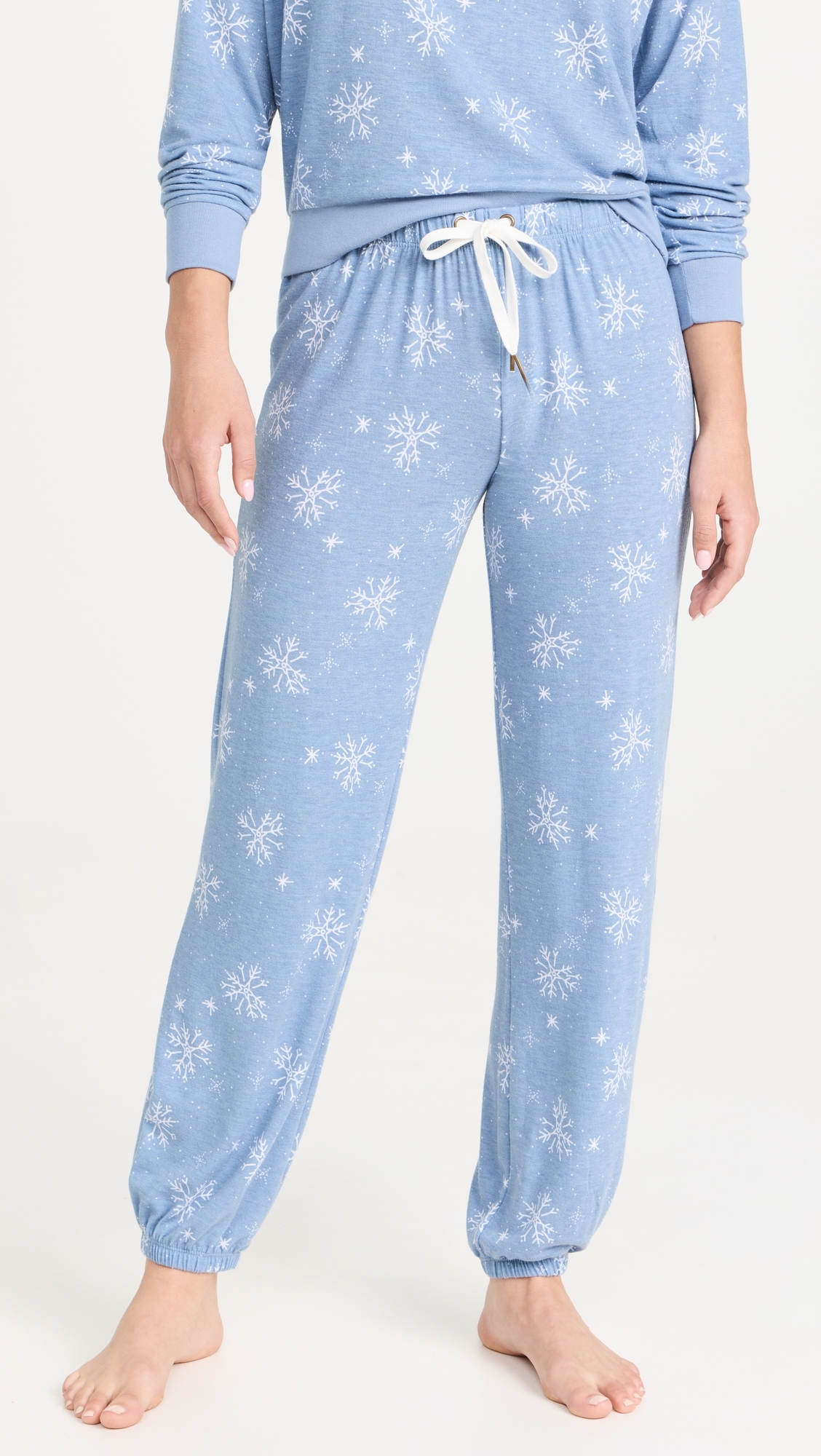 Star Seeker Lounge Set PEPPERMINT SNOWFLAKE 