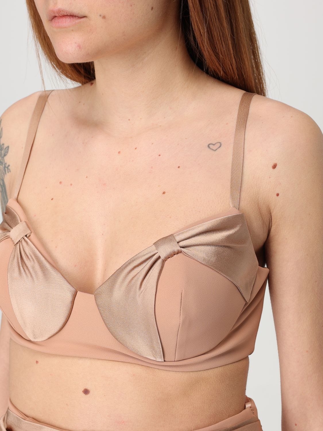 Top Woman color Nude