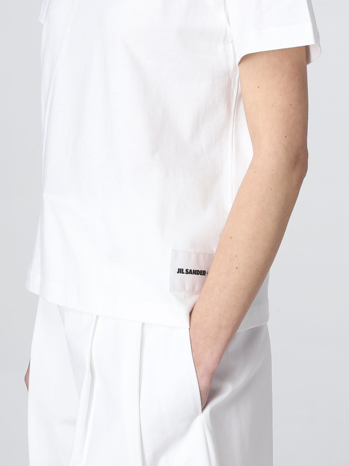 T-Shirt Woman color White