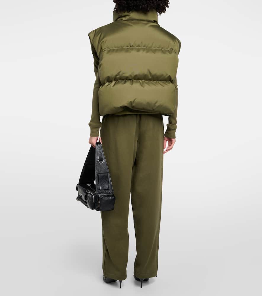 Cropped down vest