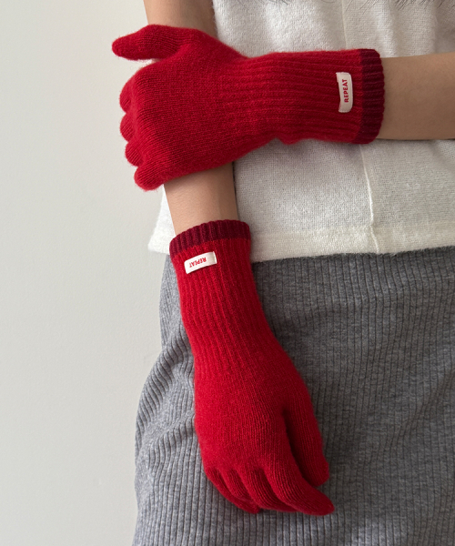 Line Long Gloves