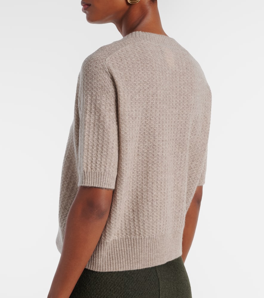 Cashmere sweater