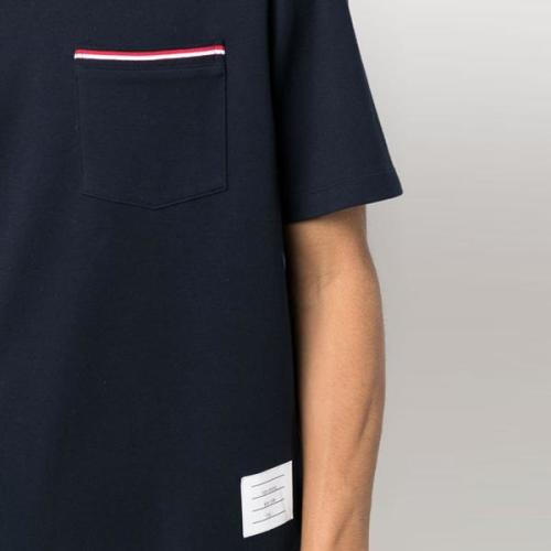 Short-sleeve T-shirt