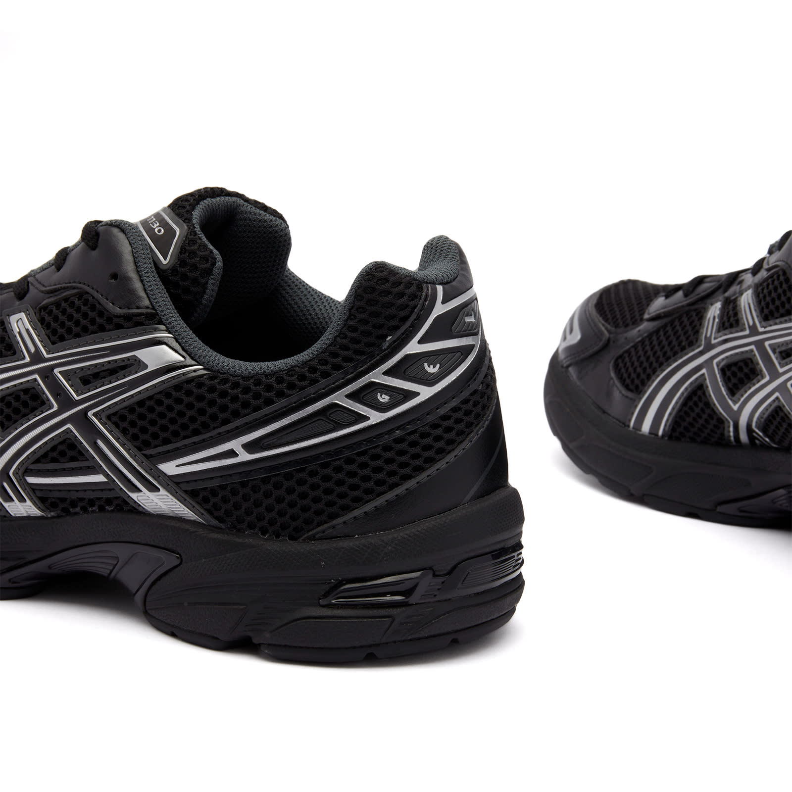 Men's GEL-1130 Sneakers in Black/Pure Silver, Size UK 9 