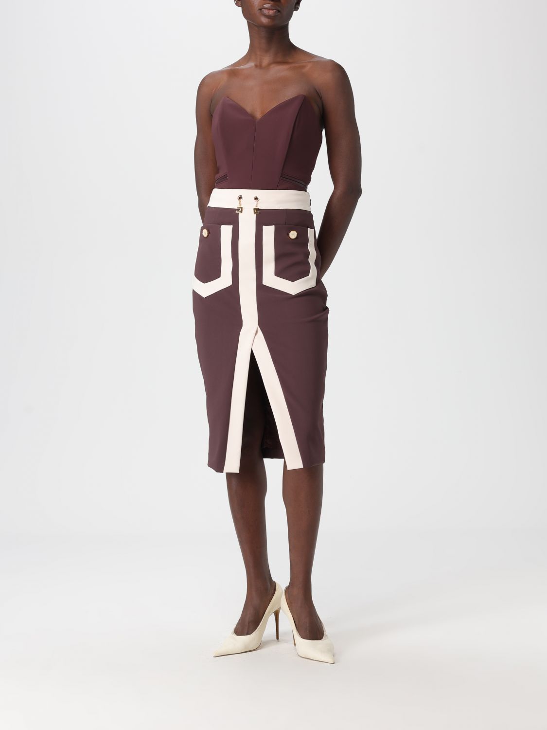 Top Woman color Wine