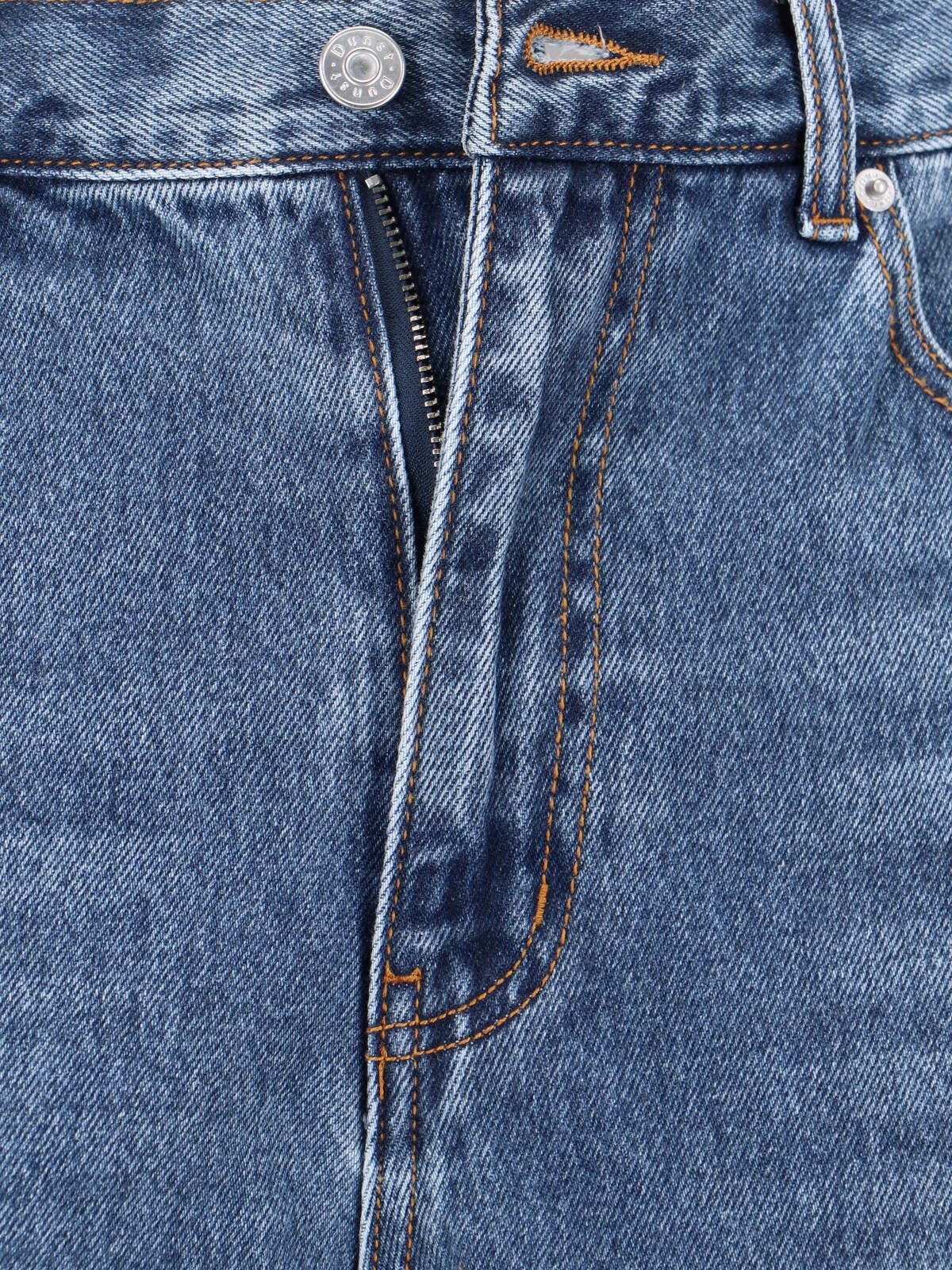 Straight Jeans