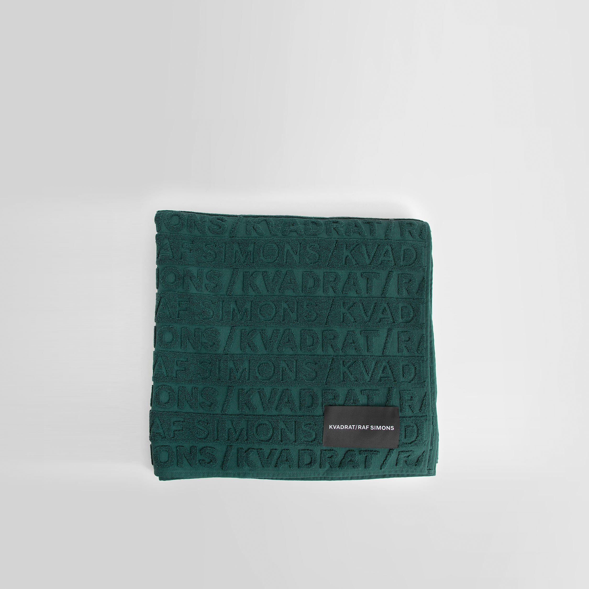 UNISEX GREEN OBJECTS
