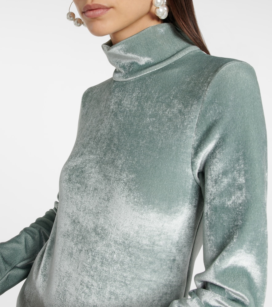 Turtleneck top
