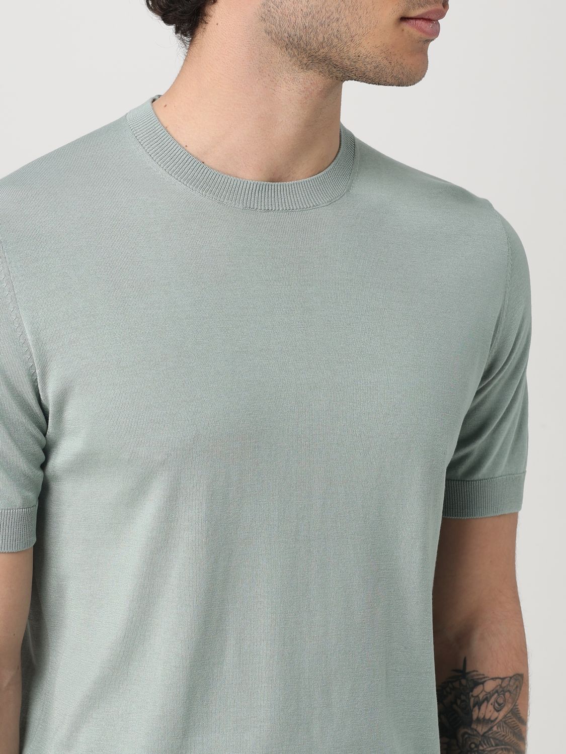 T-Shirt Men color Green