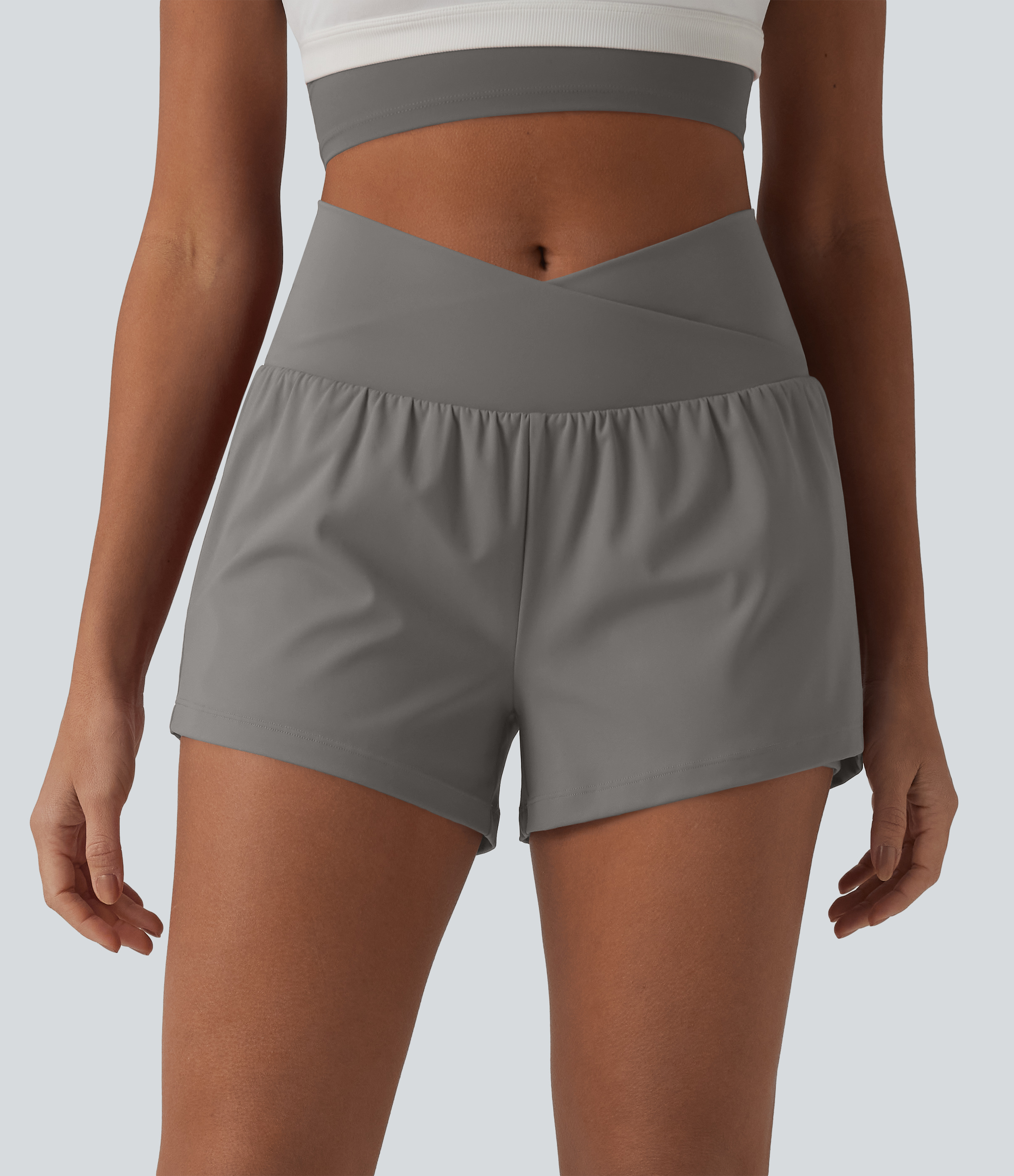 Short de yoga 2-en-1 SoftlyZero™ Airy croisé taille haute 7,5 cm toucher frais avec poches - Steeple Gray