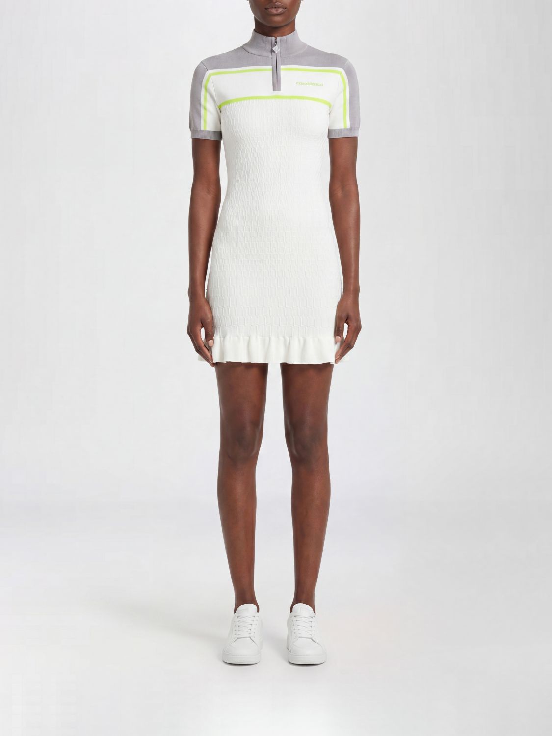 Dress Woman color White