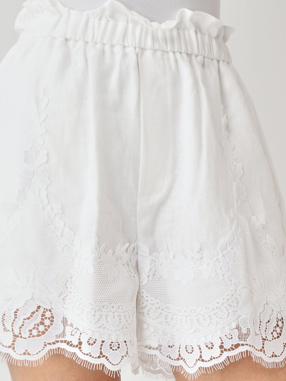 Shorts Woman color White