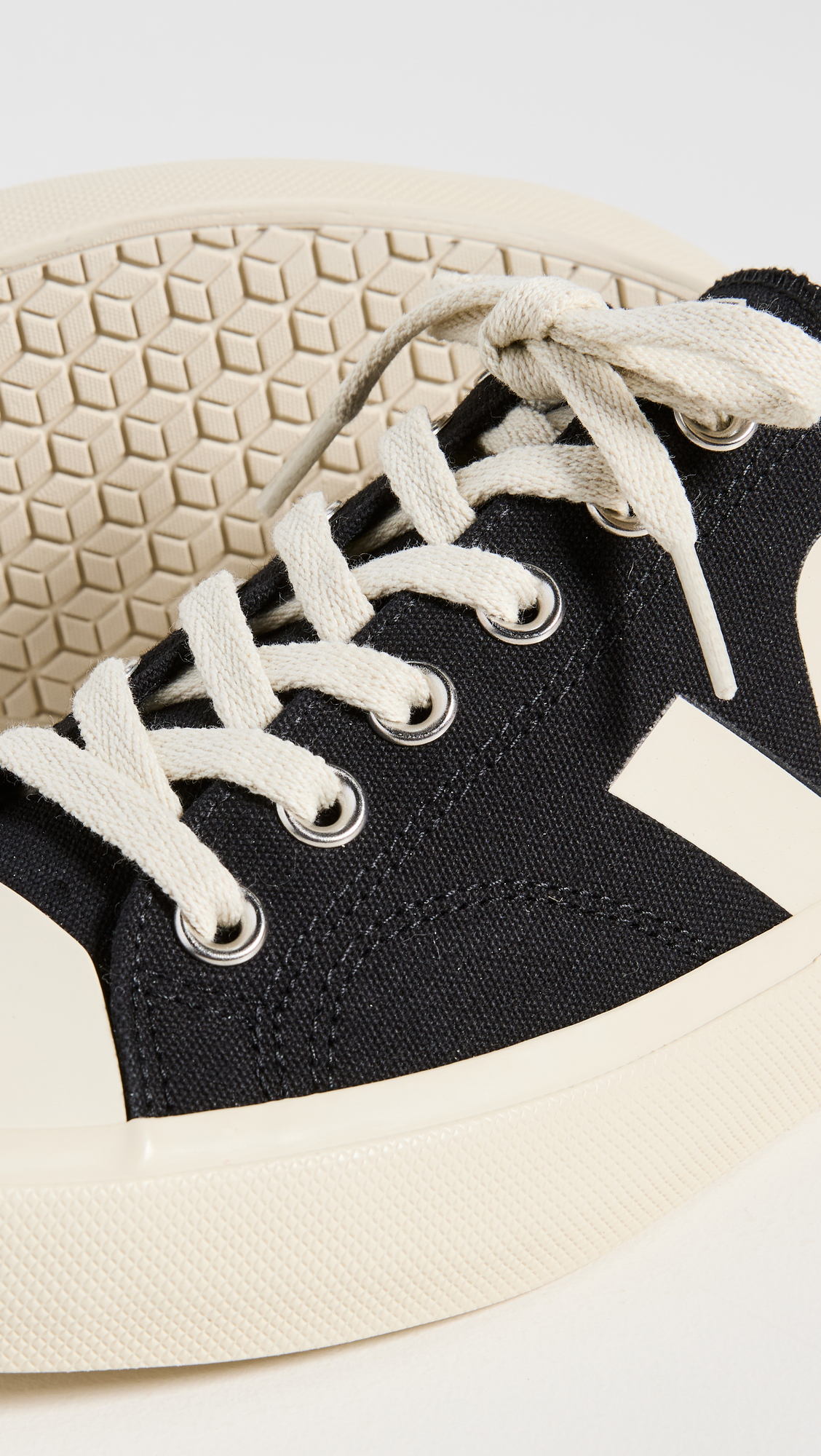 Wata II Low Sneaker