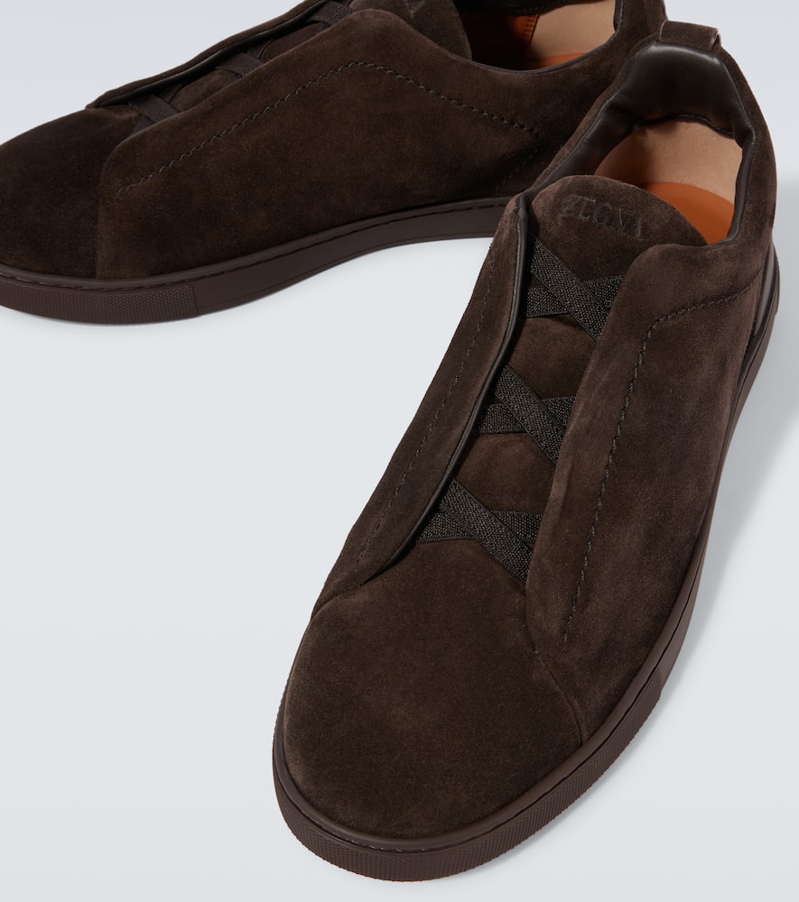 Sneakers Triple Stitch aus Veloursleder