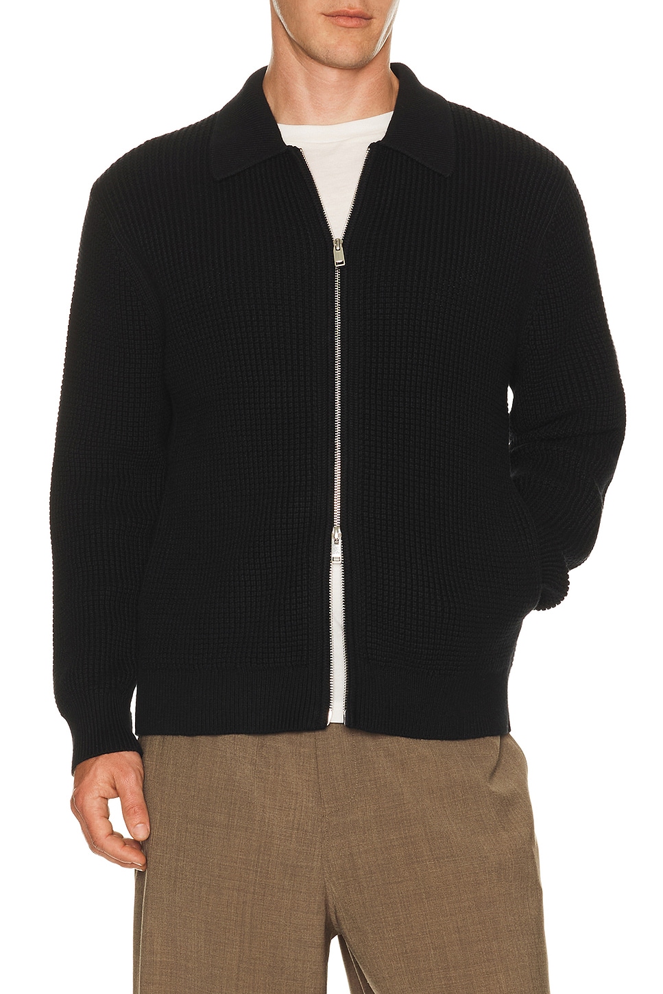 Theory Eco Cashton Gary Full Zip in Grey. L. Also in M