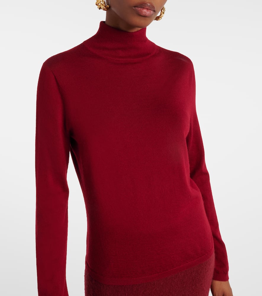 Meana cashmere turtleneck sweater