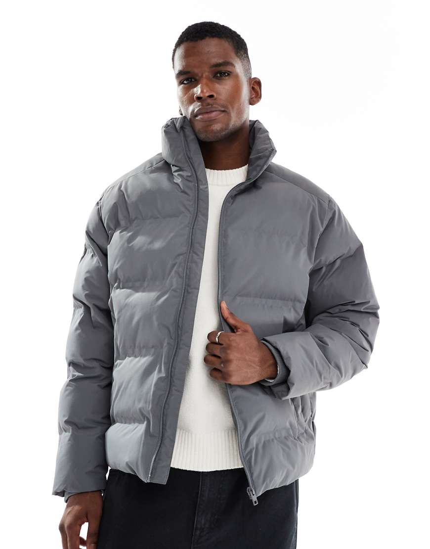 Thick puffer jacket in gray