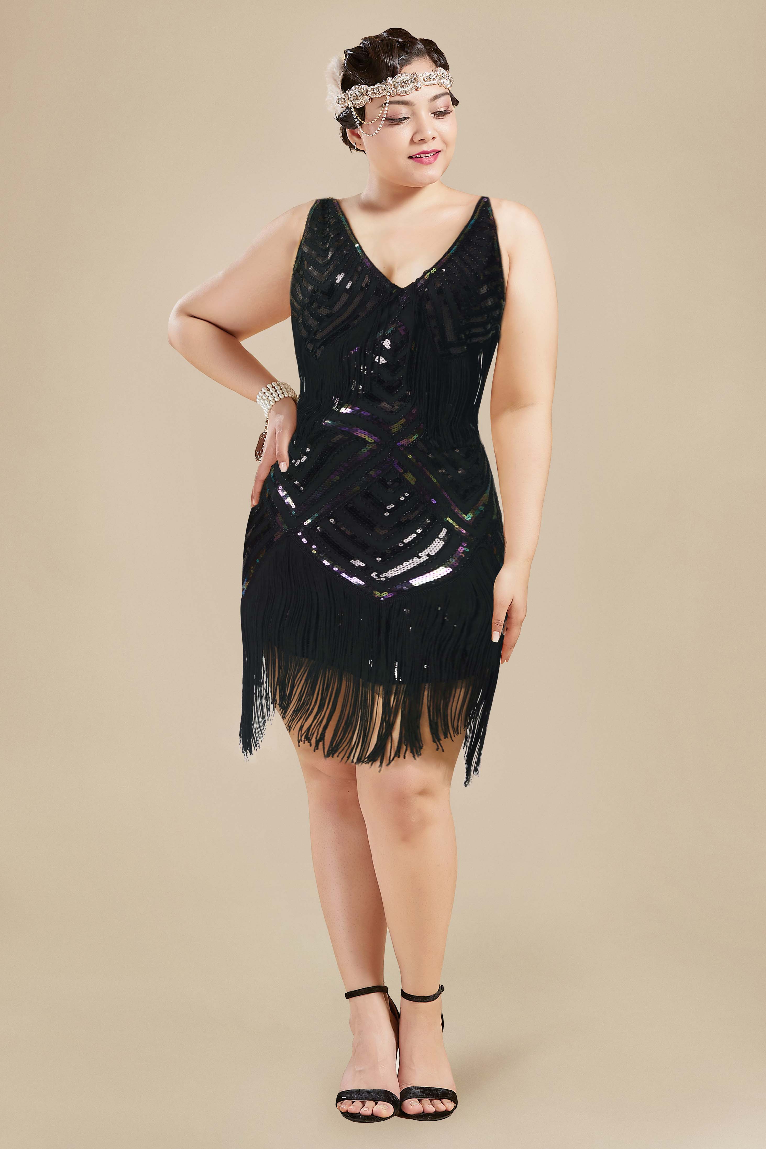 BABEYOND Plus Deep V Neck Sleeveless 1920s Fashion Sequin Flapper Dress, Plus Gatsby Tassel Dress, Black, 4X