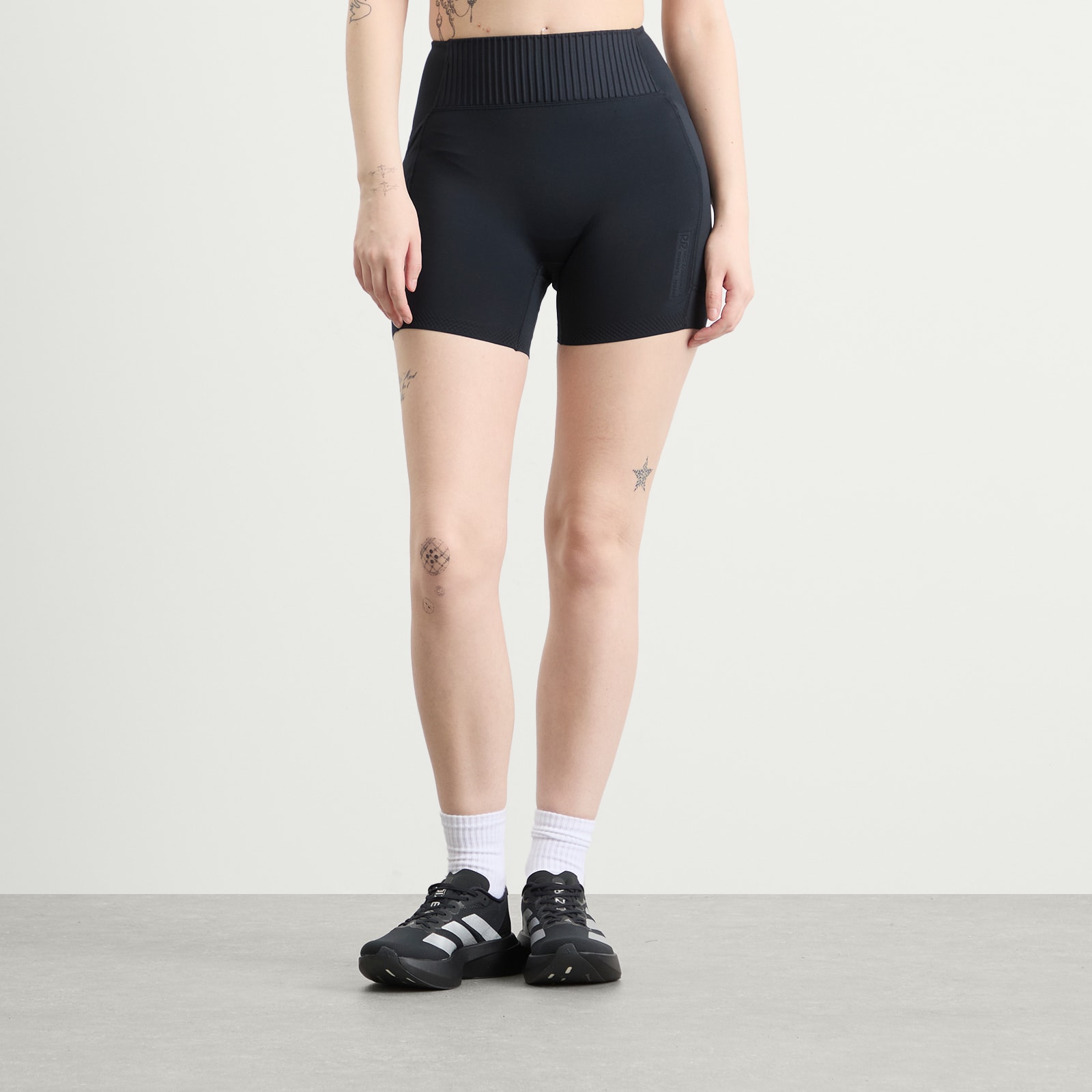 Stamina™ 37.5 5” High-Waist Short Black