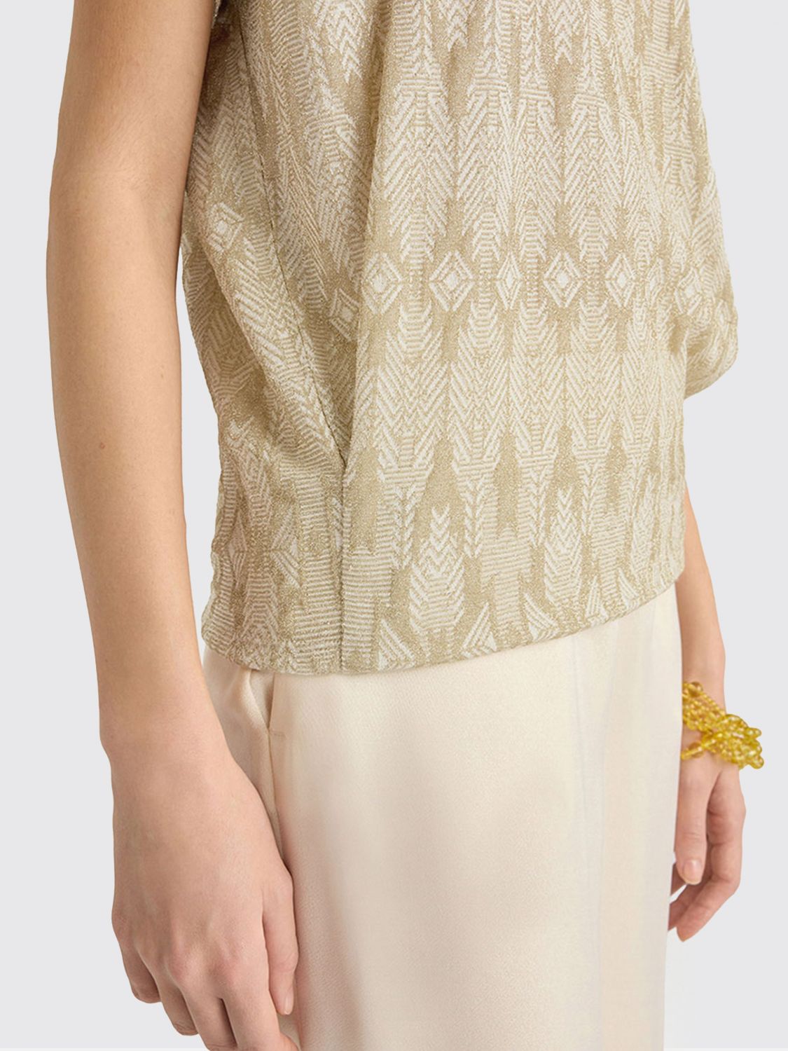 MOMONÌ T-Shirt Woman color Beige