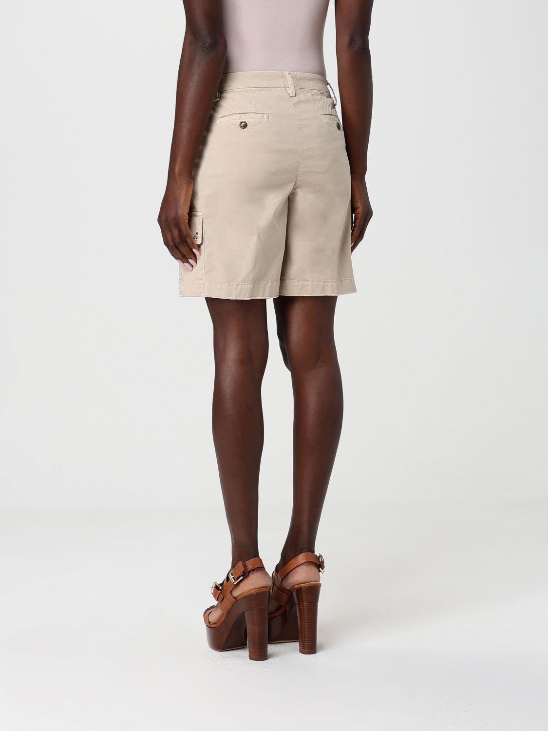 Shorts Woman color Butter