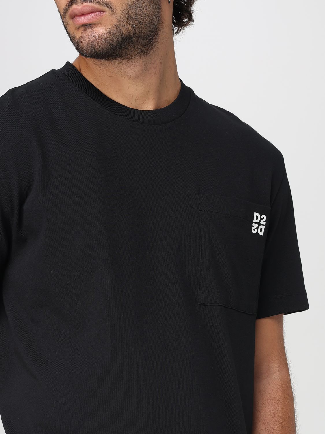 T-Shirt Men color Black