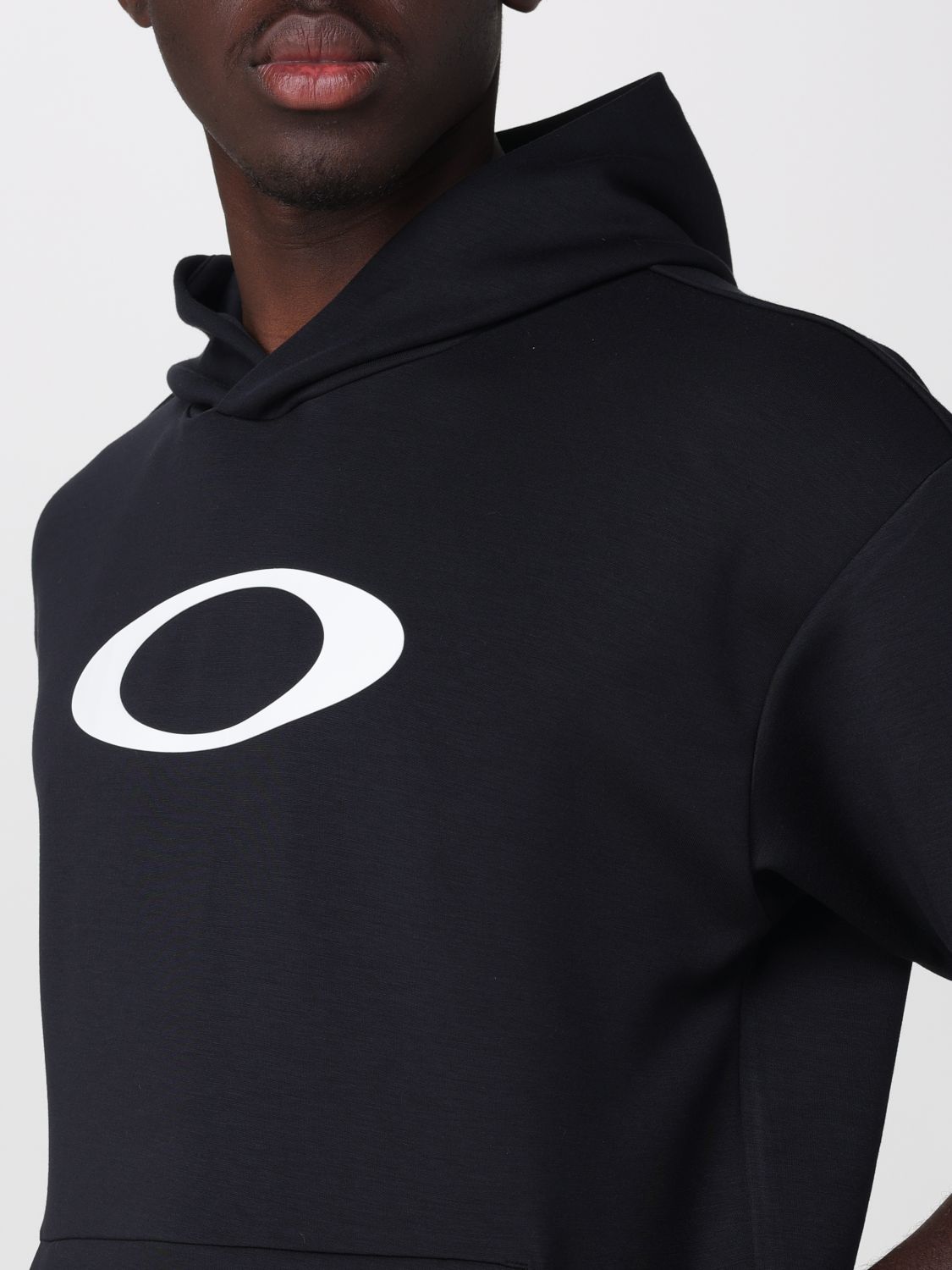 Enhance 5.0 Short-Sleeve Fleece Hoodie in Technical Fabric